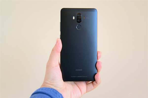 Huawei Mate 9 bekommt eine neue Farbe: Obsidian schwarz