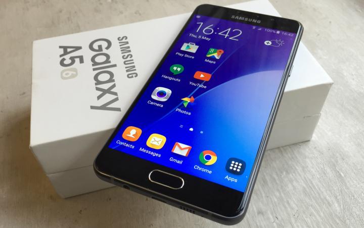 Neue Sicherheits-Update beginnt schlagen Samsung Galaxy A5 (2016)