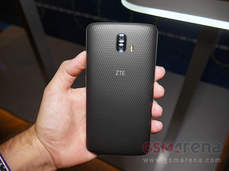 ZTE Blade V8 Pro offiziell zum Verkauf