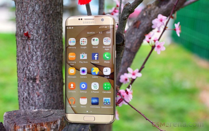 Samsung Galaxy S7 / S7 edge auf AT & T kann Nougat-Update in ein paar Monaten zu bekommen