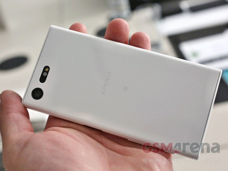 Sony Xperia X Compact ist ab sofort erh�ltlich in Gro�britannien