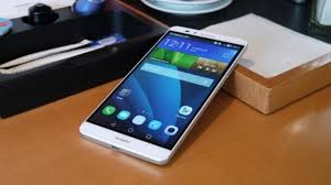 Huawei zeigte seine beste Smartphone: Ascend P8