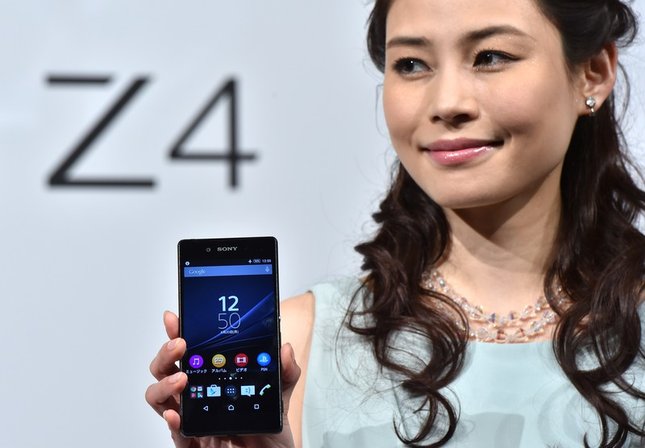 Sony prsentiert die neue Flaggschiff-Smartphone Xperia Z4